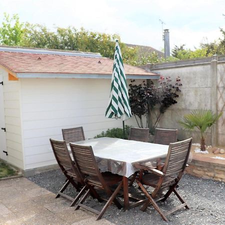 Villa des Sables: Studio et Chambre Familiale Cabourg Exterior photo
