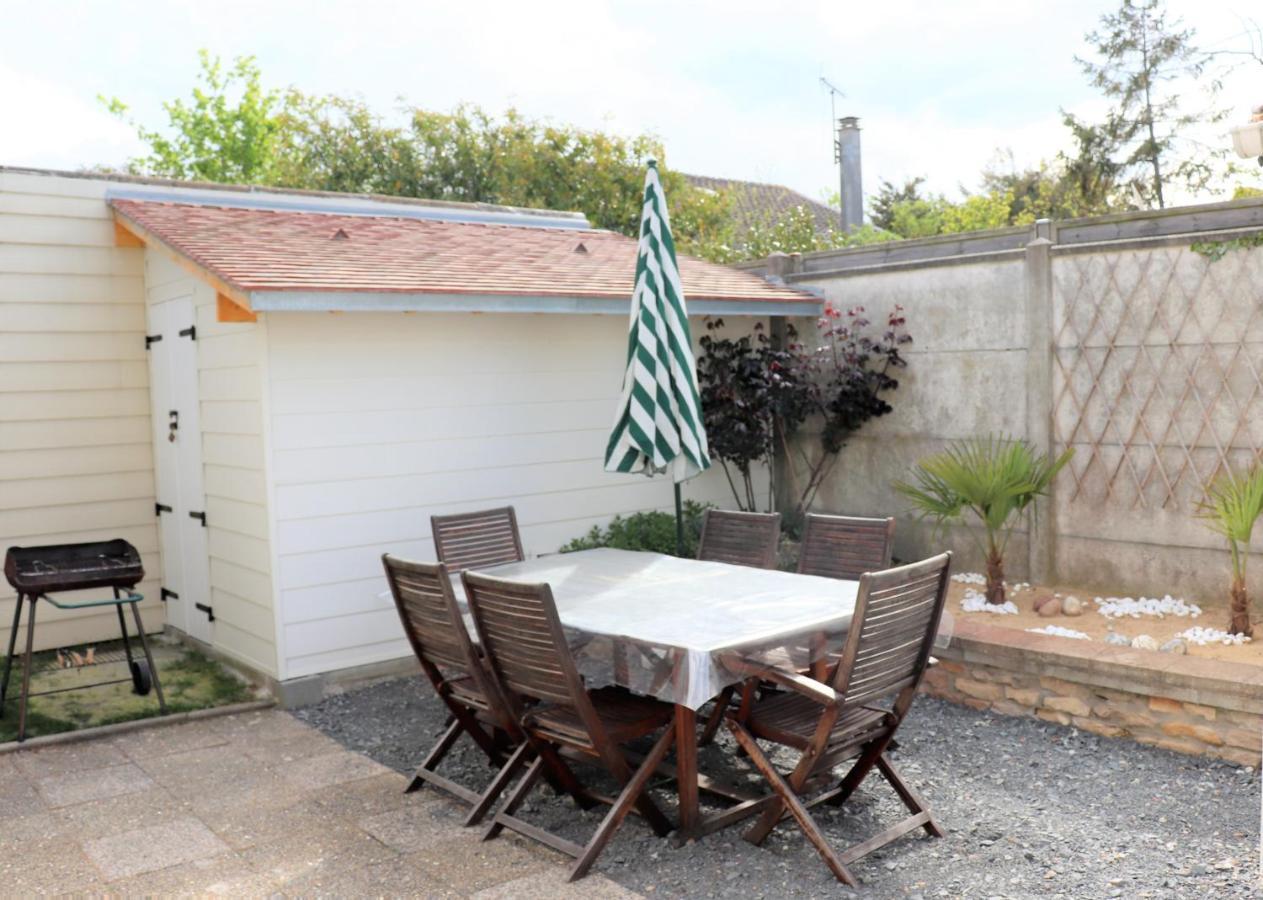 Villa des Sables: Studio et Chambre Familiale Cabourg Exterior photo